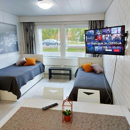 Tuurin Yoesaeiloe Apartment Екстериор снимка