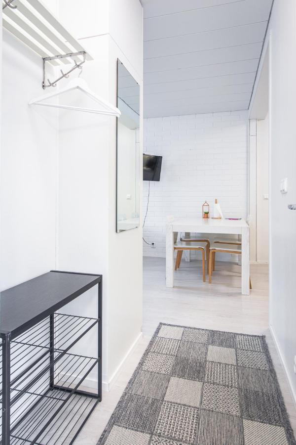 Tuurin Yoesaeiloe Apartment Екстериор снимка