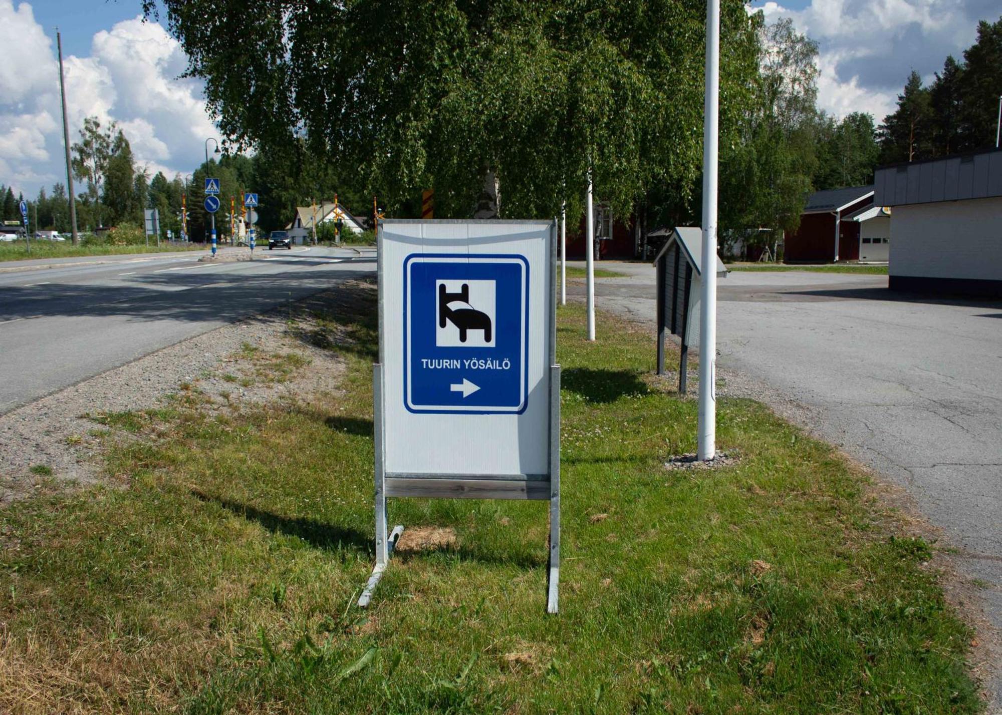 Tuurin Yoesaeiloe Apartment Екстериор снимка